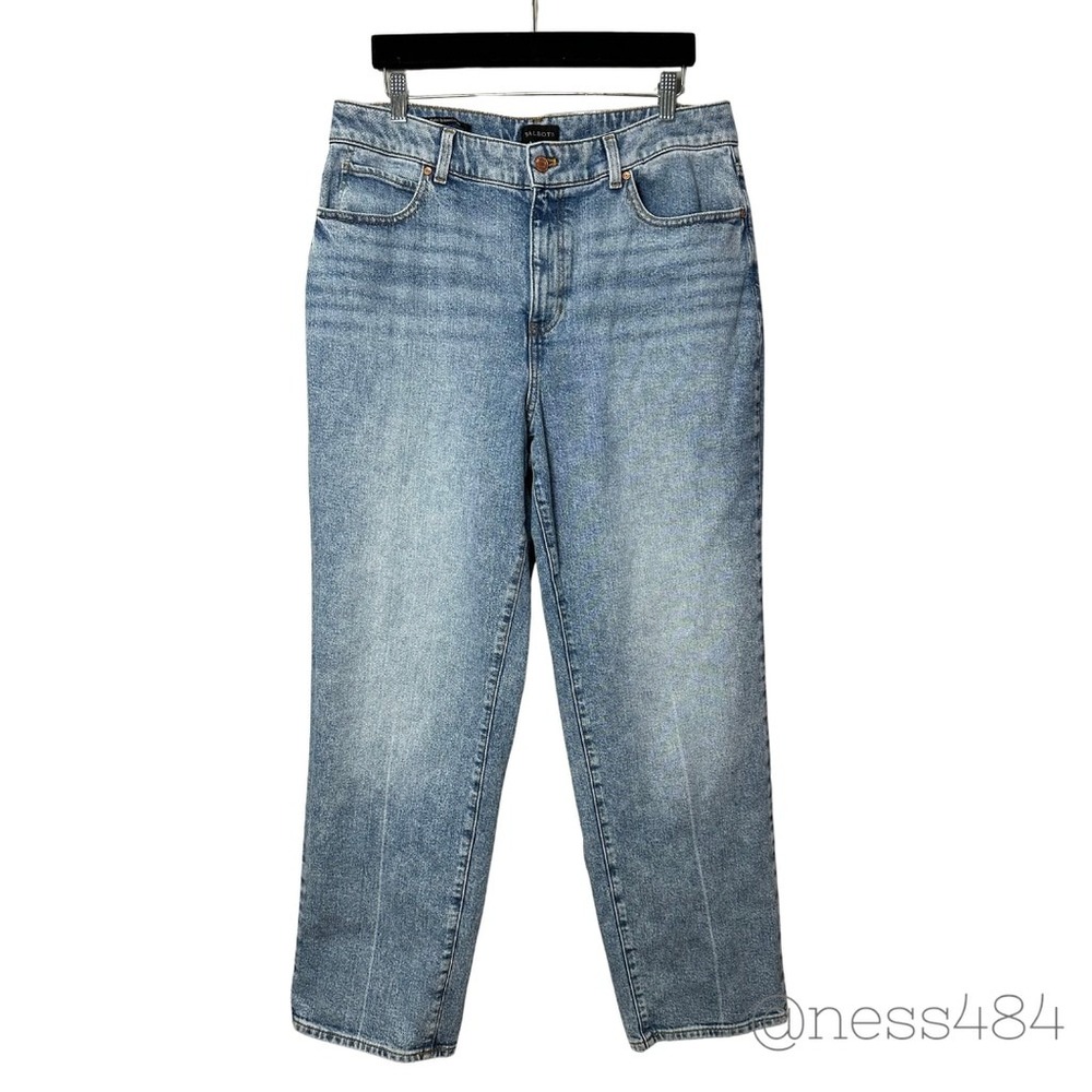 Talbots High Waist Relaxed Jean Lisbon Wash Women'sโ Size 12